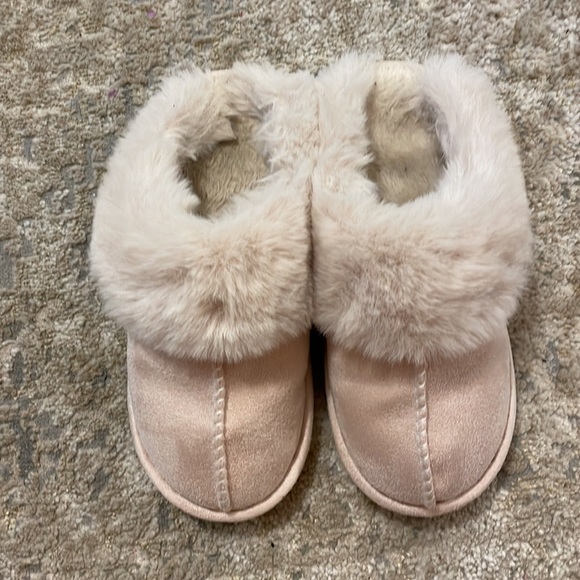 Slippers size 36-37 XS - Picture 2 of 3